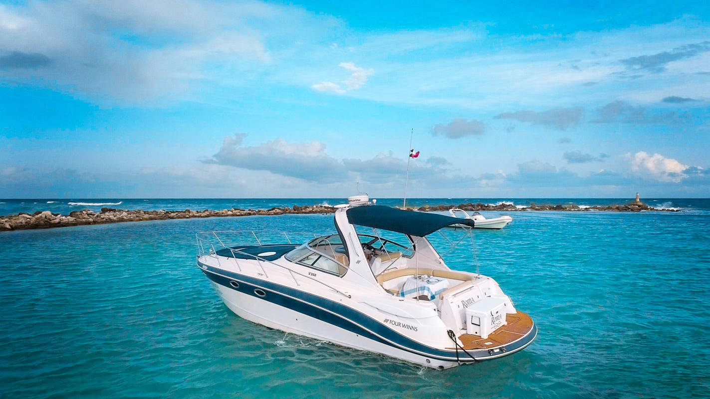 luxury yacht rental tulum mexico